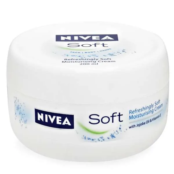NIVEA Nivea Soft Crema Idratante Rinfrescante - 300ml - MegaPrezzo